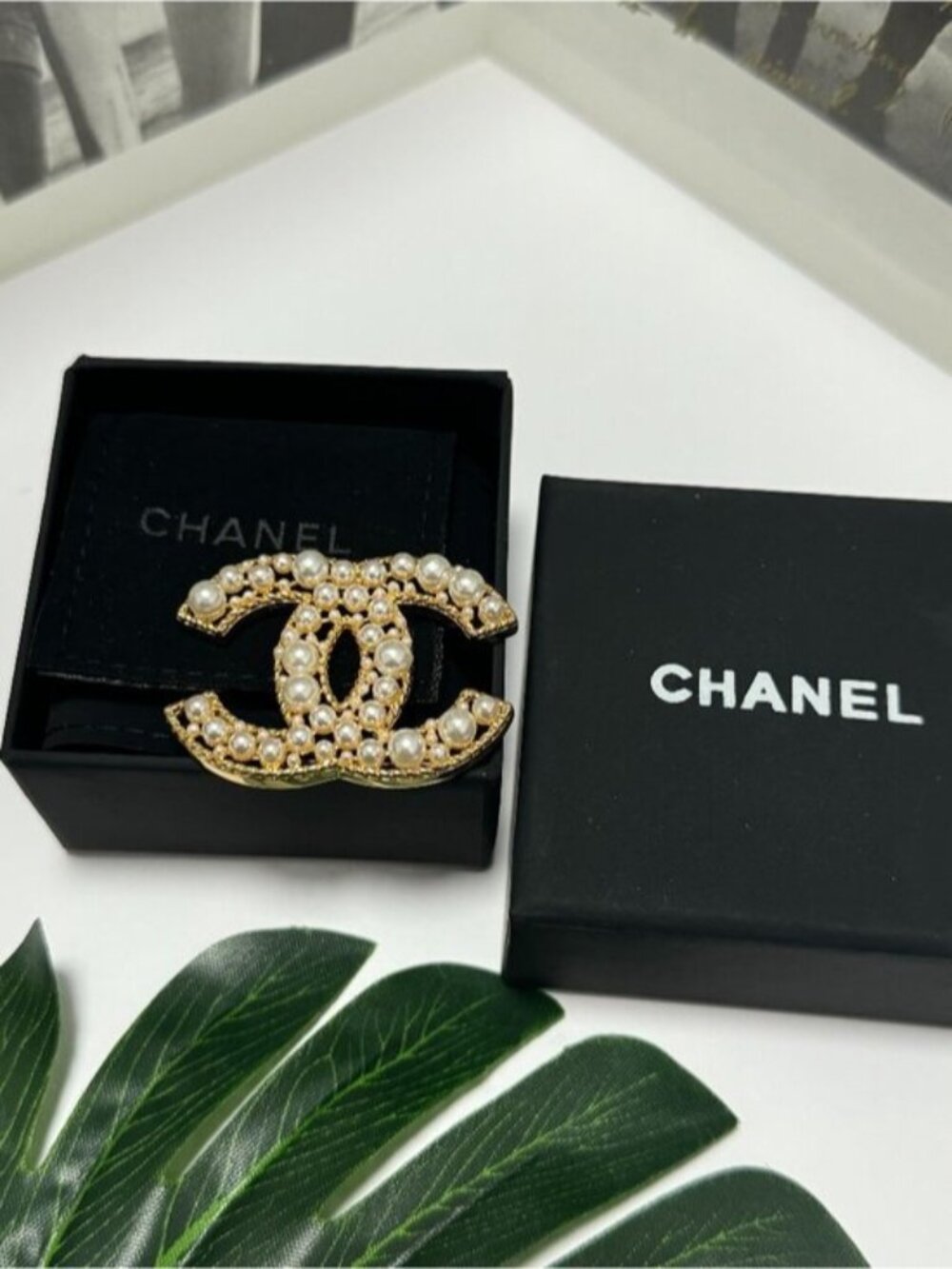 CHANEL Brooch